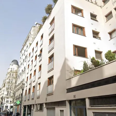 Beautiful Place With Breathtaking Private Rooftop Terrace 210m2 In Of Paris